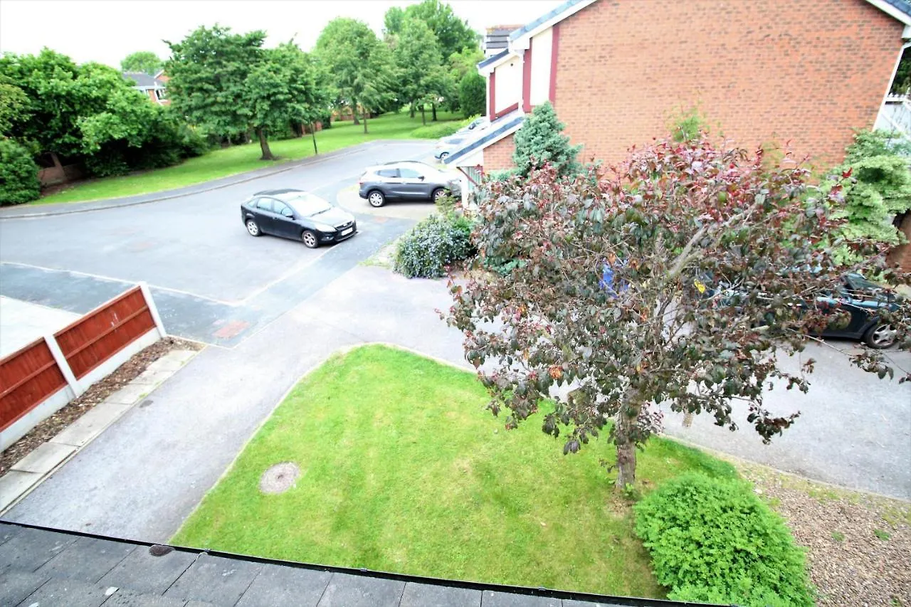 Vakantiehuis Doncaster - Warmsworth - Great Customer Feedback - 3 Bed Detached House - Private Garden & Parking Plus Garage - Quiet Cul De Sac Location - Dog Friendly - Fast Wifi - Close To Motorway Access